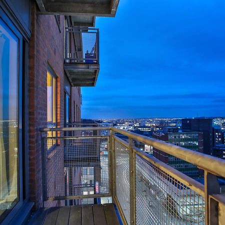 Skyview Apartment By Noknokstay - City Centre With Parking - Group, Family, Business Sheffield Exterior photo