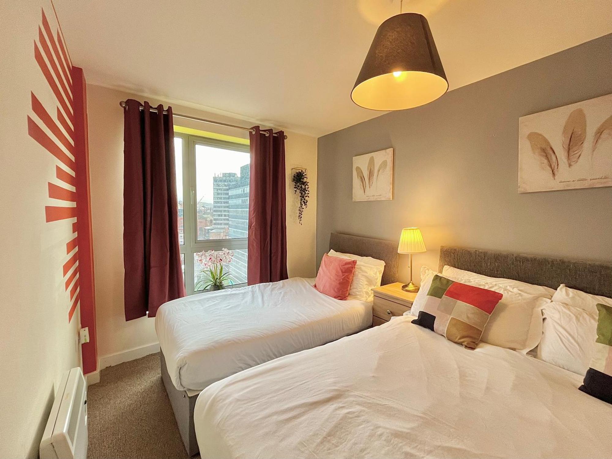 Skyview Apartment By Noknokstay - City Centre With Parking - Group, Family, Business Sheffield Exterior photo